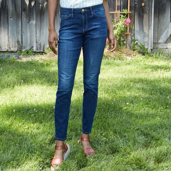 Universal Thread Jeans Midrise Skinny Distressed Midnight Blue Size 6 Regular - Picture 1 of 10